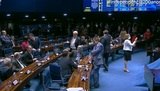 Plenário do Senado aprova PEC do estouro; texto segue para a Câmara (Reprodução/TV Senado)